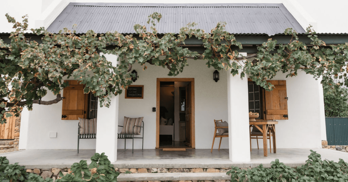 Vineyard cottage accommodation near Wellington